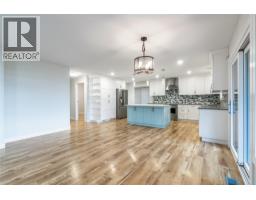 401 97a Highway, Sicamous, BC V0E2V1 Photo 16