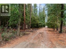 Bedroom - 401 97a Highway, Sicamous, BC V0E2V1 Photo 6