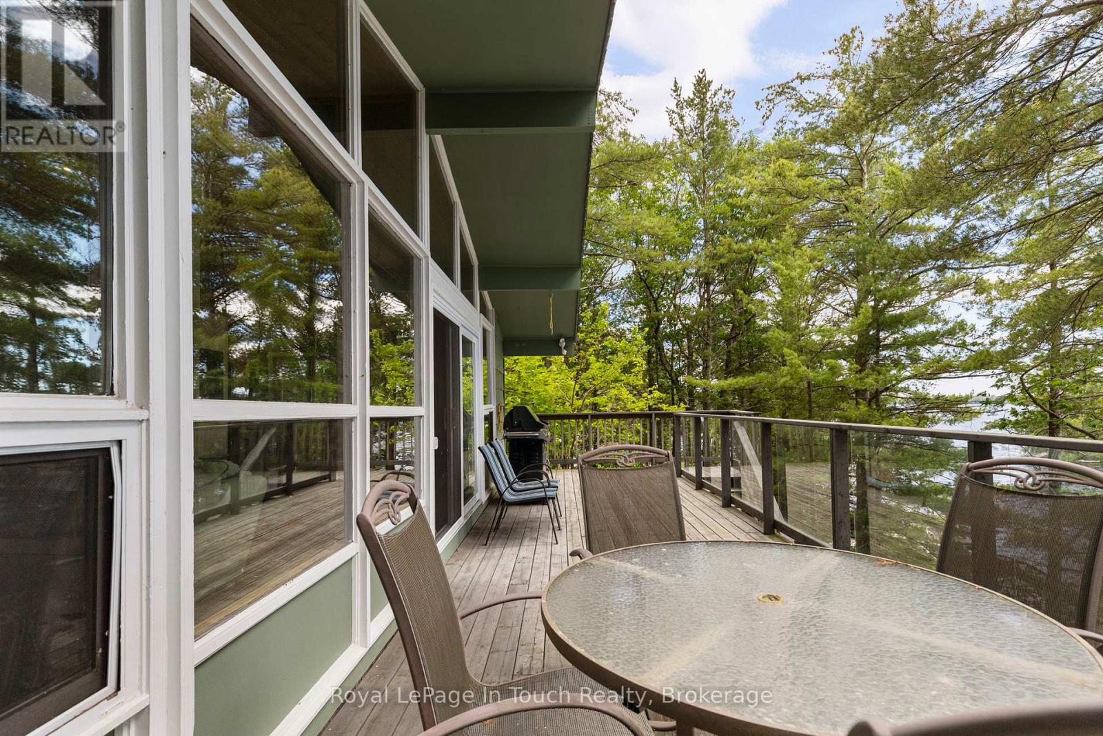 3946 EAST SHORE ROAD - 23