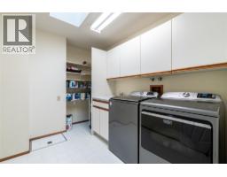 401 97a Highway, Sicamous, BC V0E2V1 Photo 22