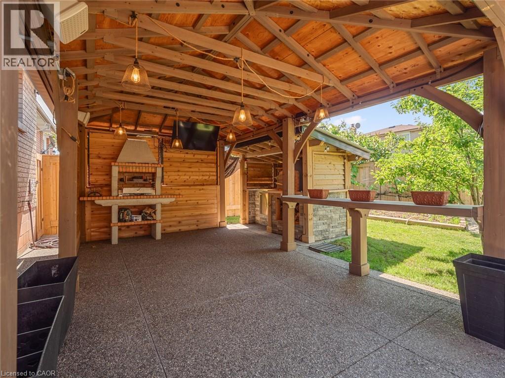 16 JUNIPER Drive - 30