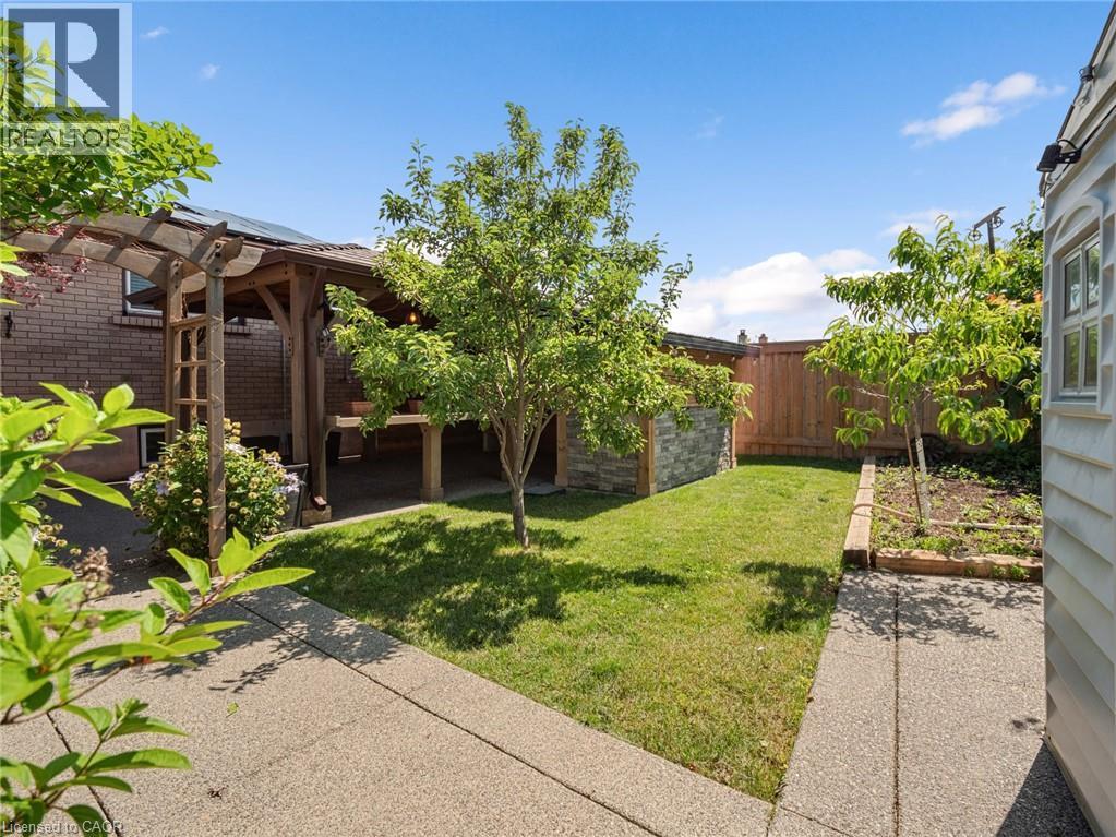 16 JUNIPER Drive - 34