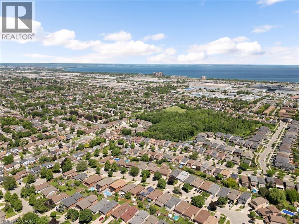 16 JUNIPER Drive - 38