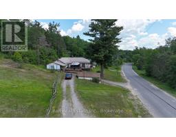 Mud room - 1123 Harcourt Road, Dysart Et Al, ON K0L1X0 Photo 9