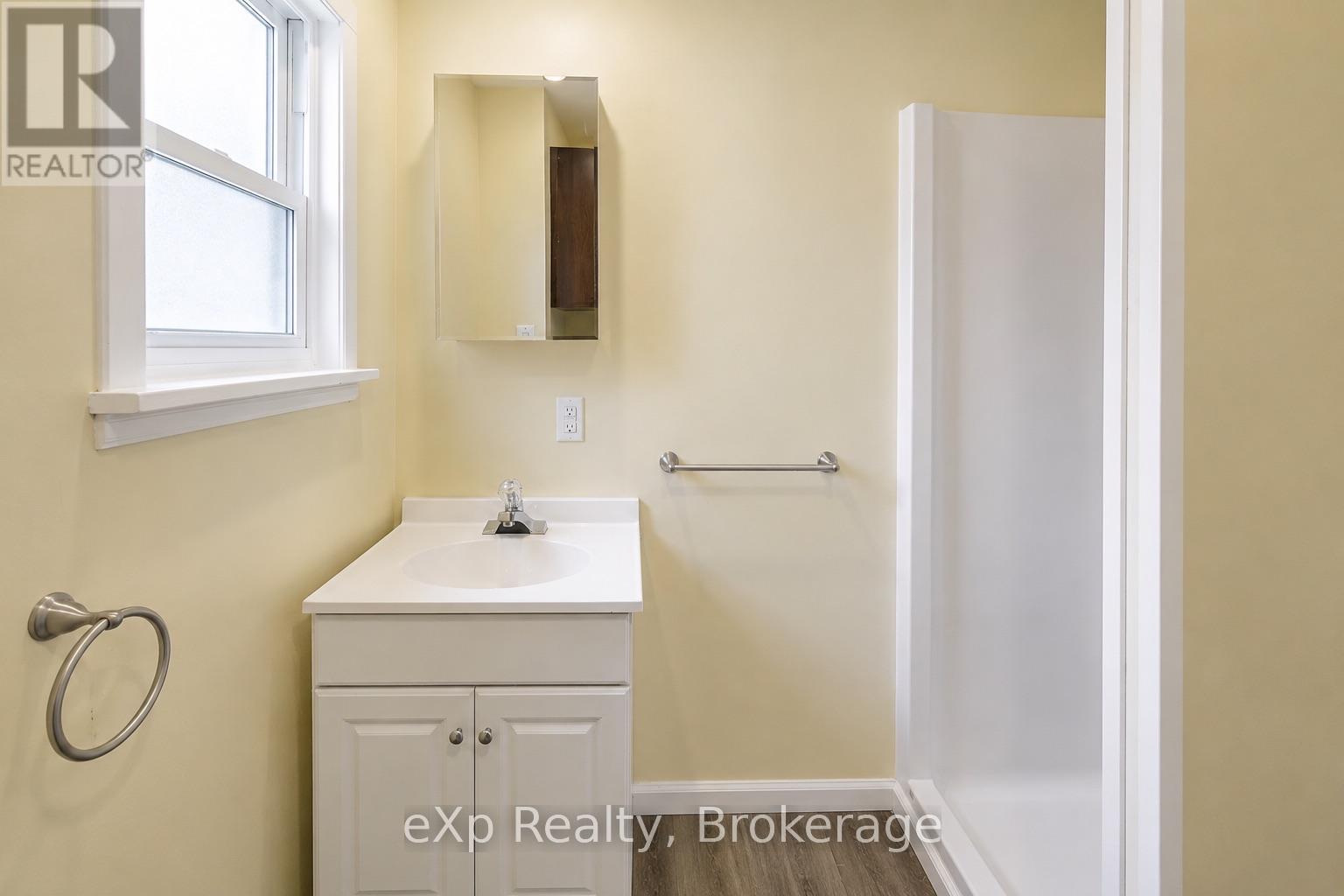 326 SIDNEY STREET - 10