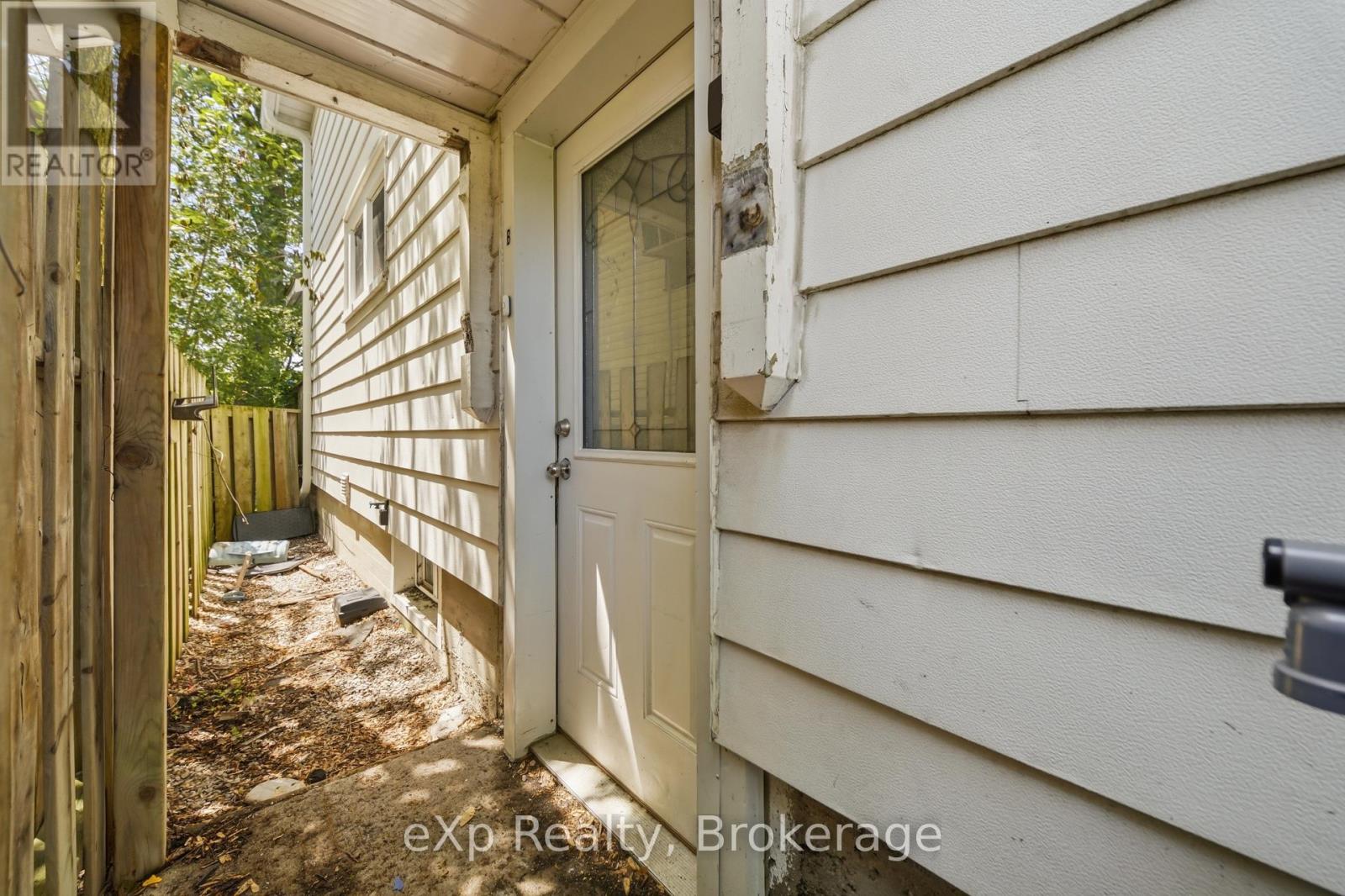 326 SIDNEY STREET - 11
