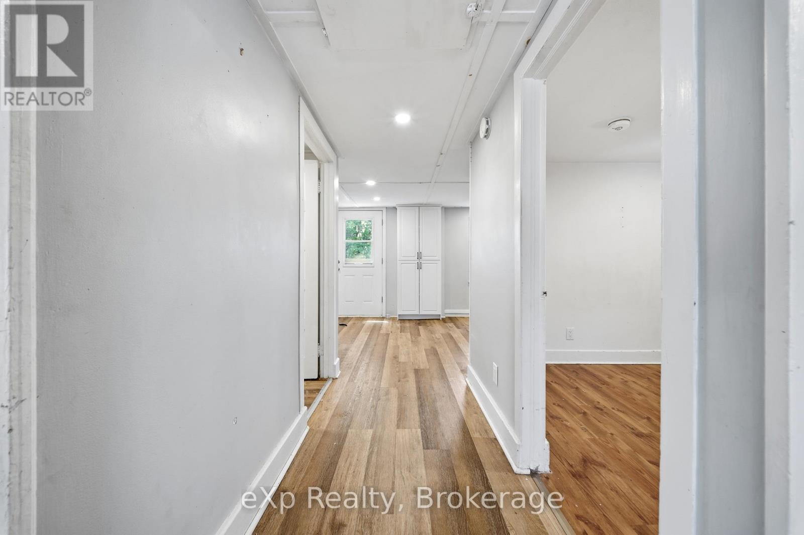 326 SIDNEY STREET - 20