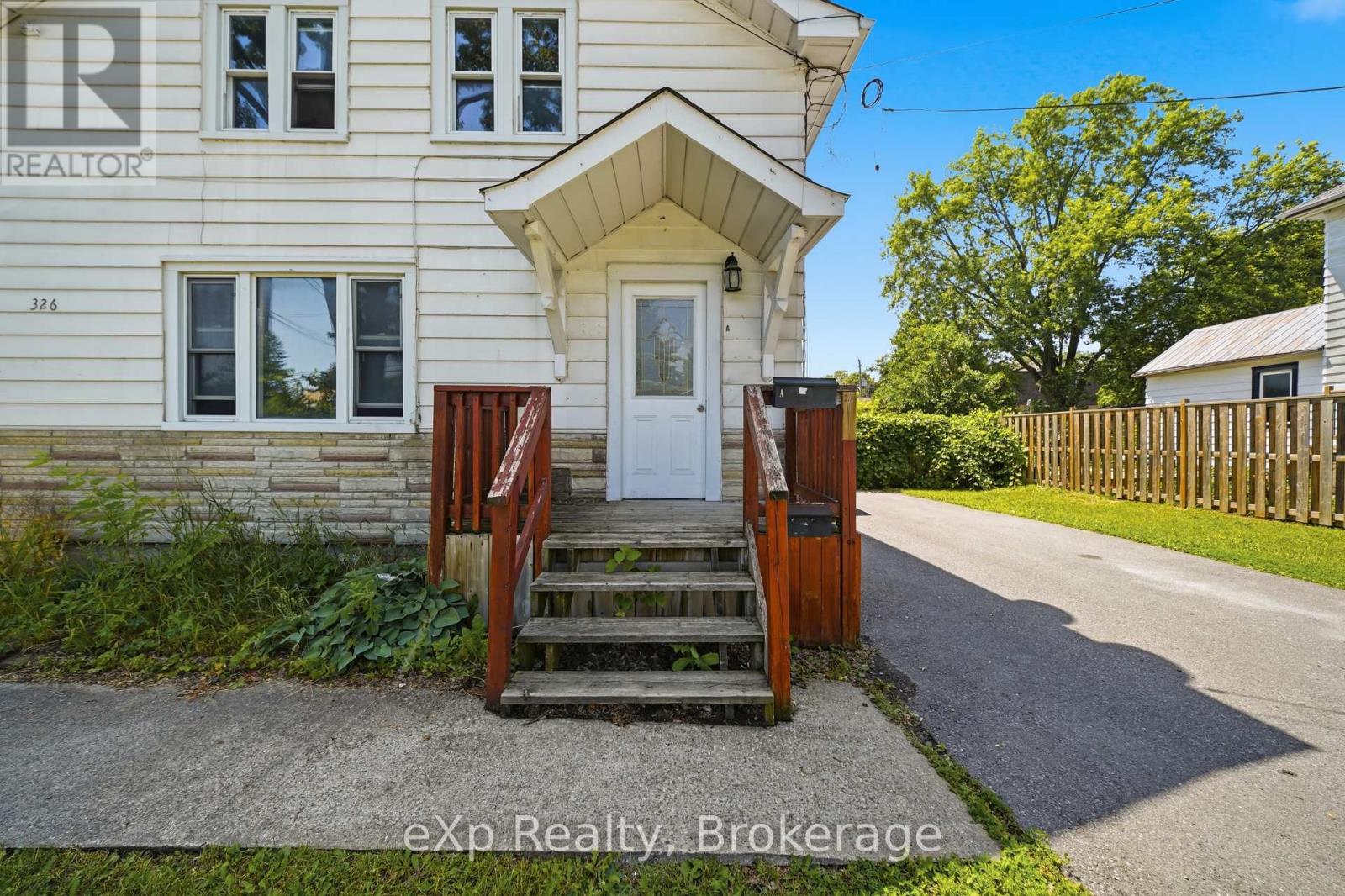 326 SIDNEY STREET - 4