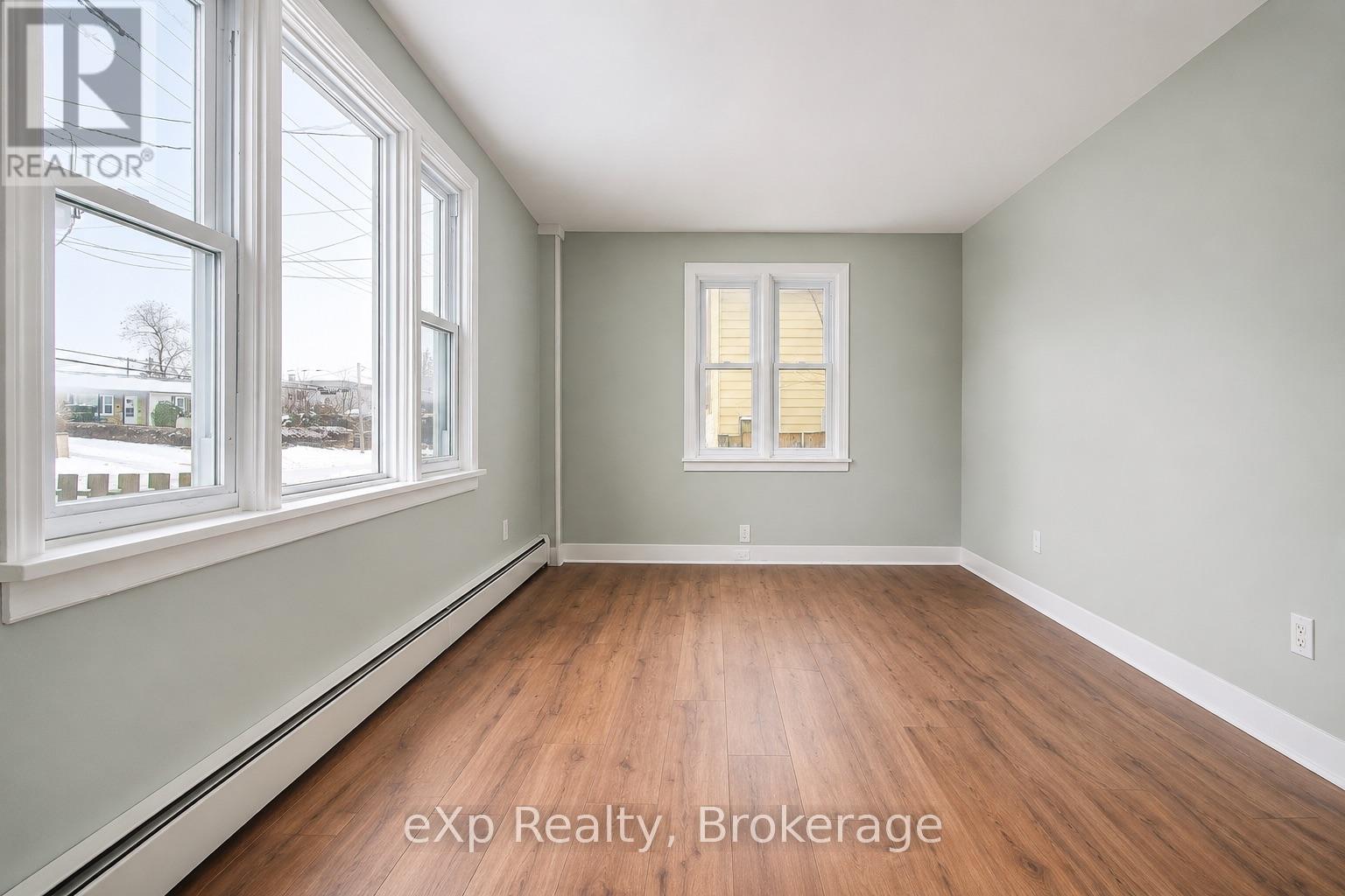 326 SIDNEY STREET - 5