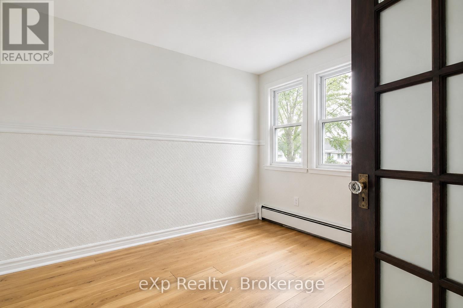 326 SIDNEY STREET - 9