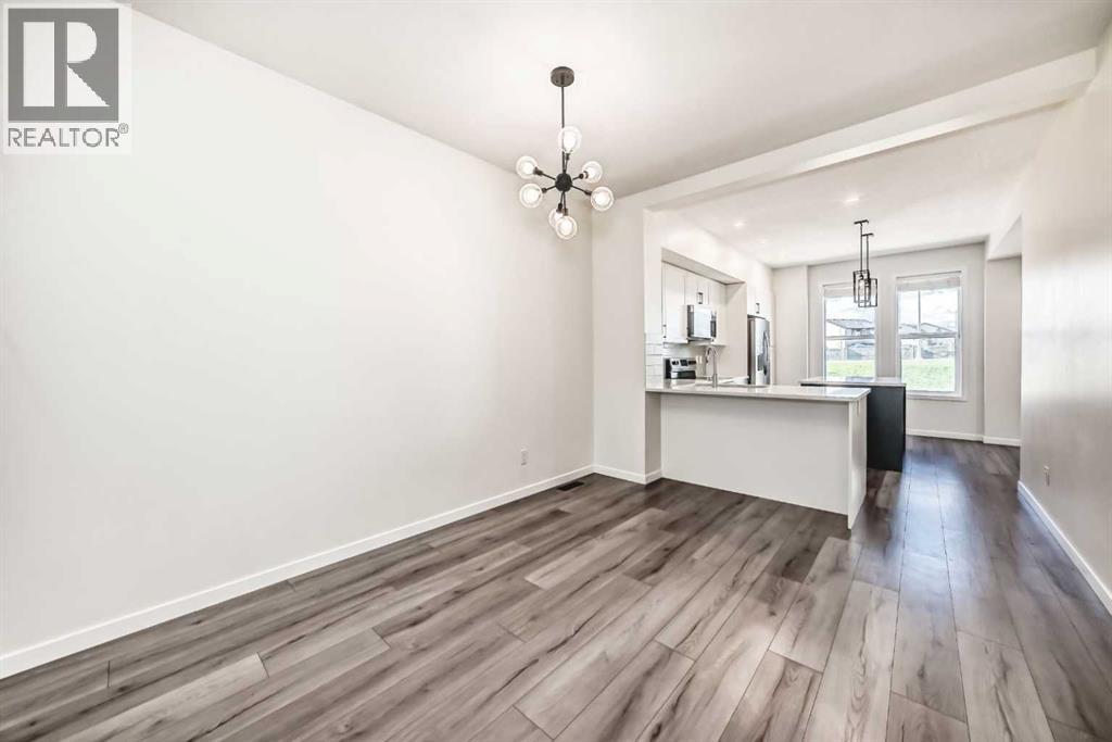 336 South Point Square SW - 26