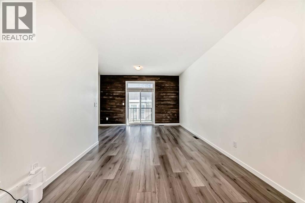 336 South Point Square SW - 27