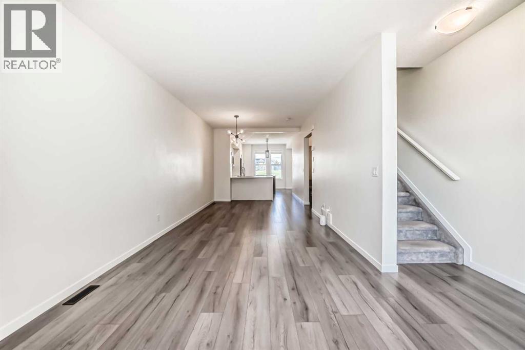 336 South Point Square SW - 34