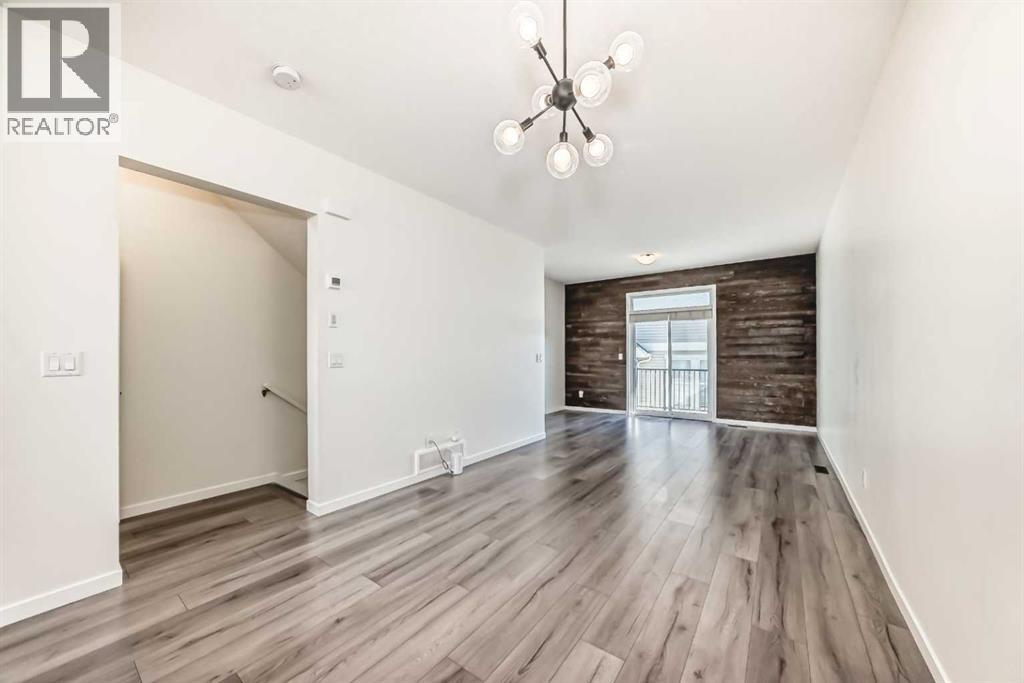 336 South Point Square SW - 24