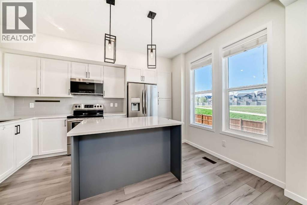 336 South Point Square SW - 18