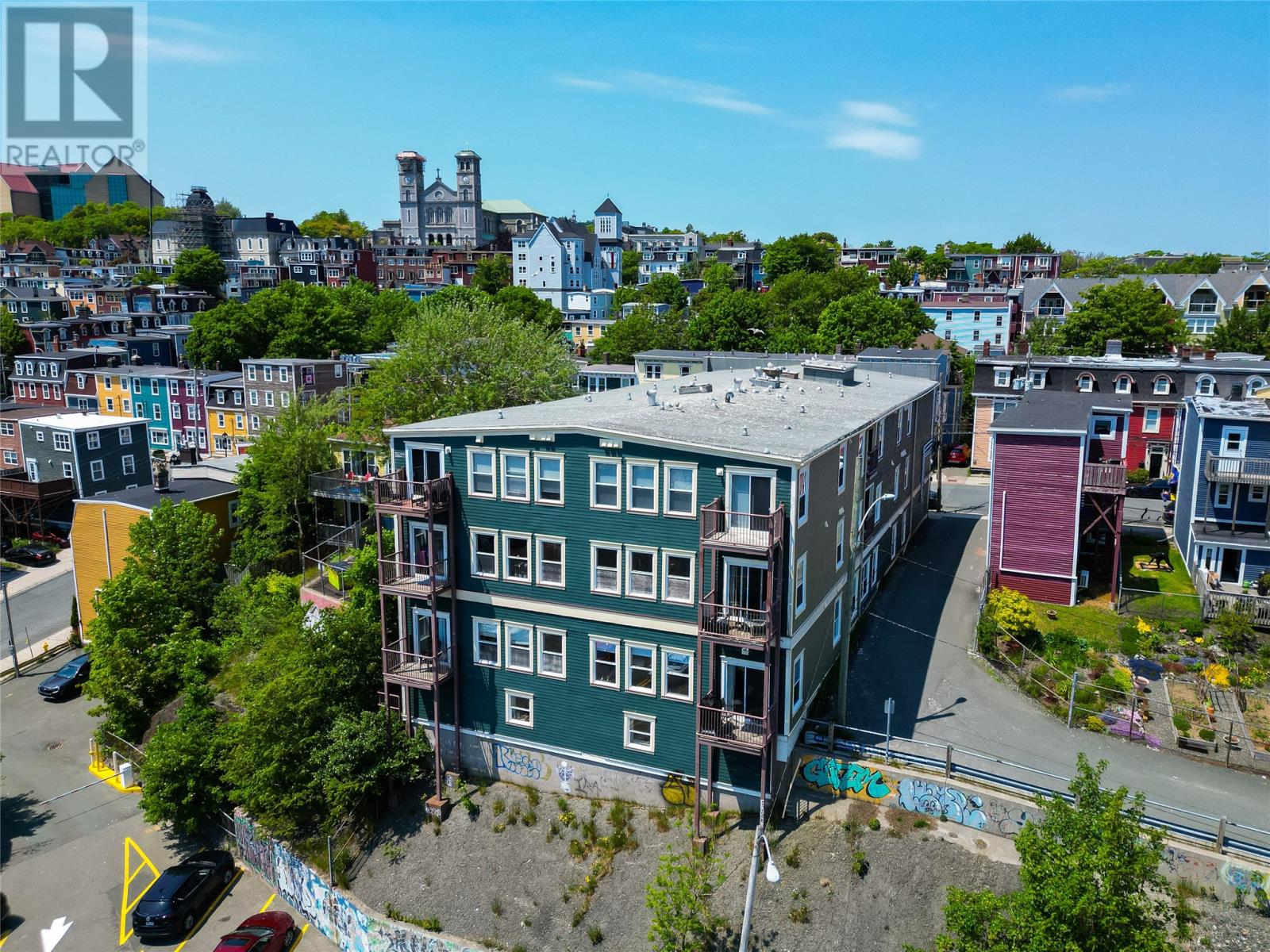 #301 139 Gower Street - Image 5