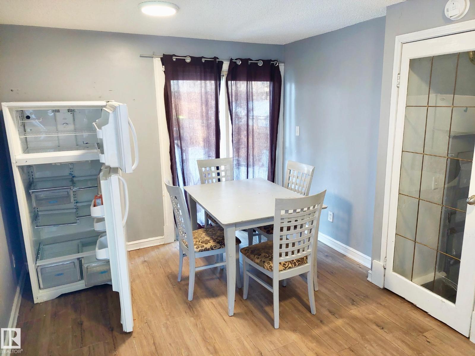 11238 123 ST NW - 5