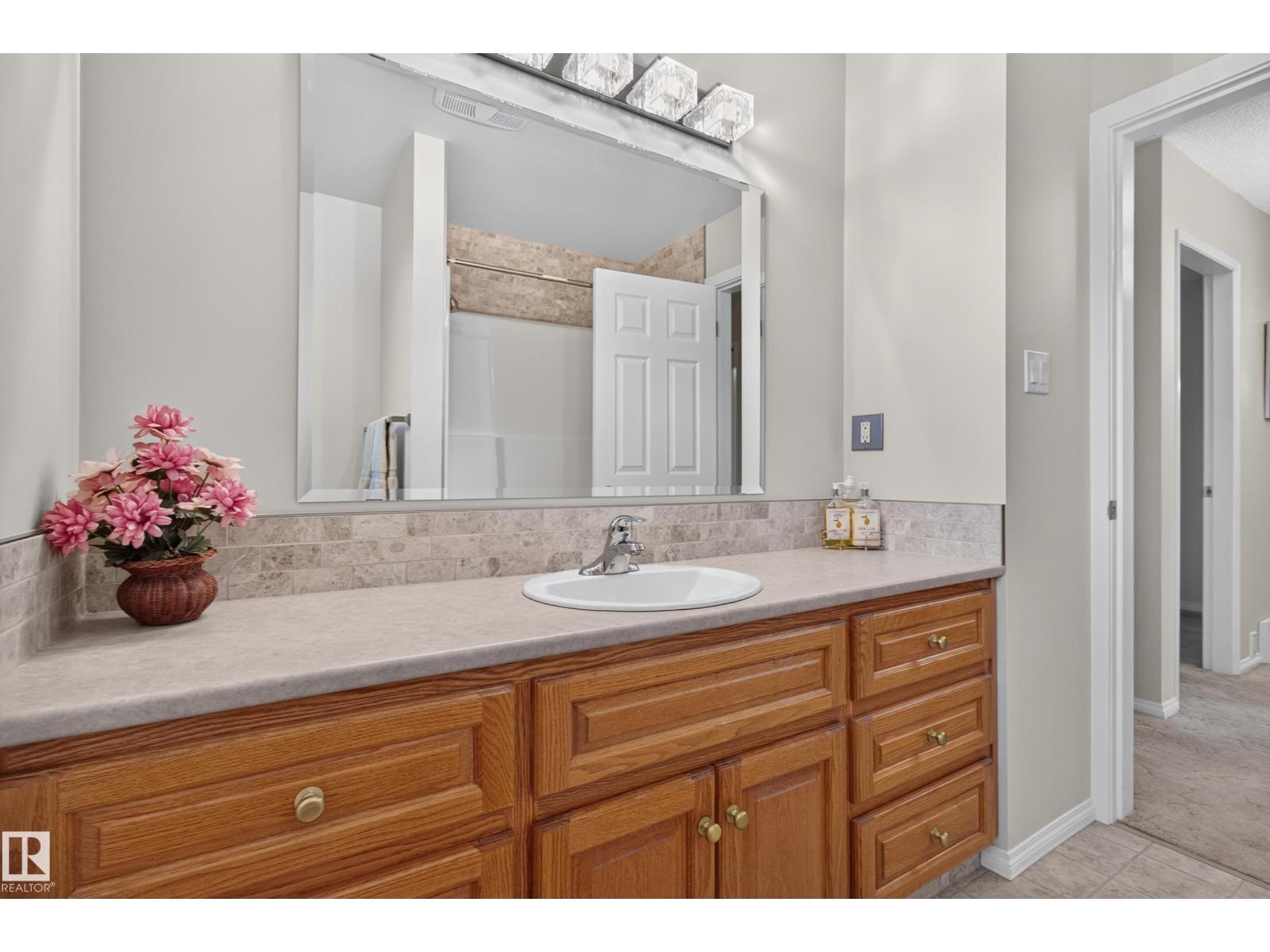17603 85 AV NW NW — photo 23
