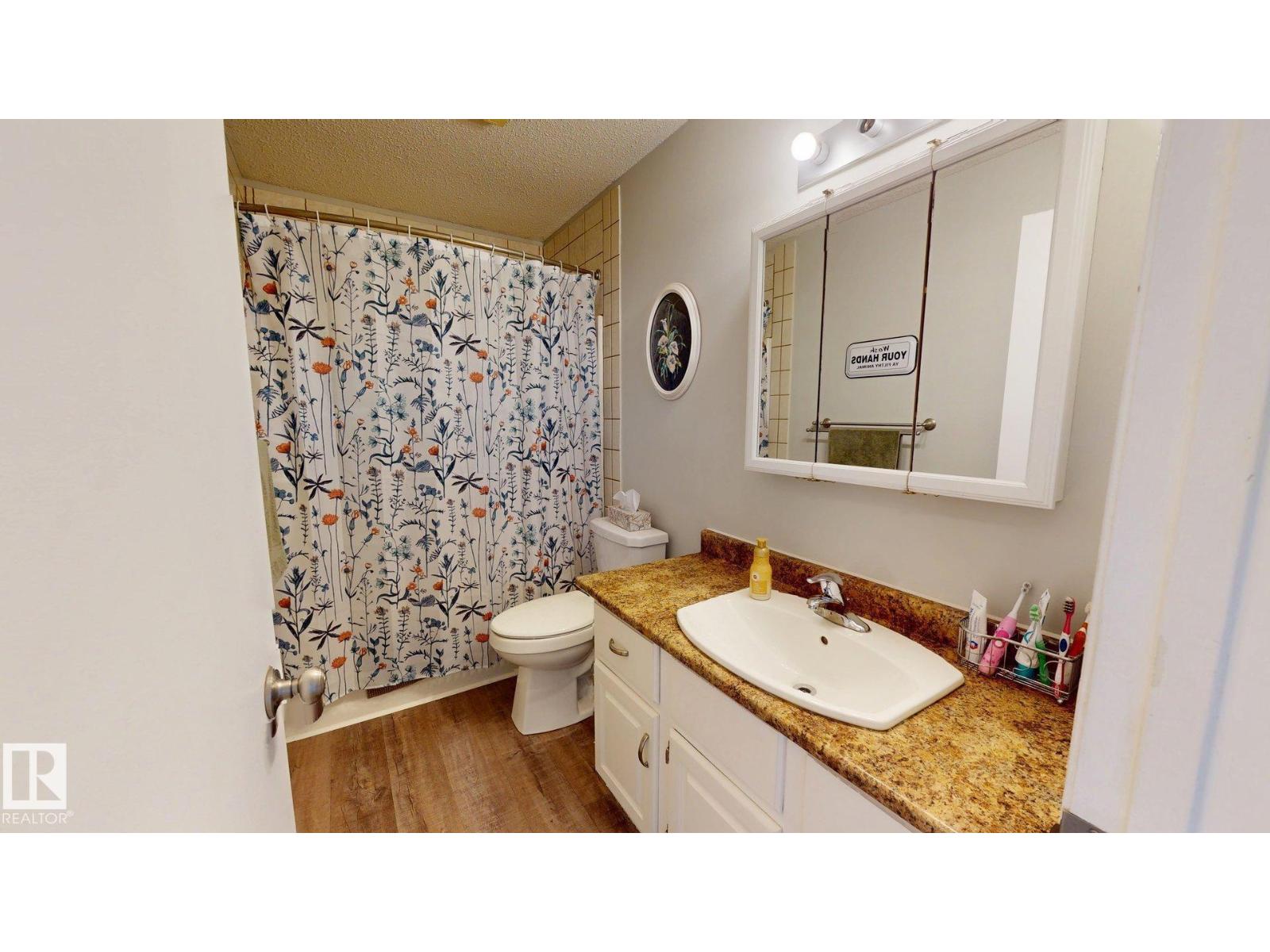 137 Greenwood DR - 15