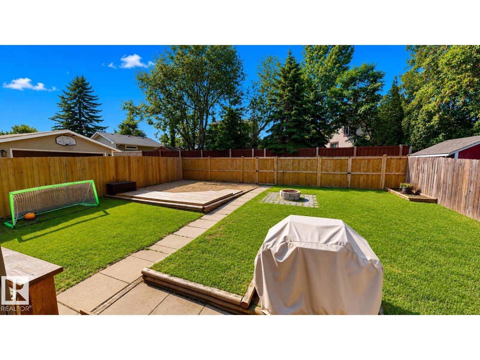 137 Greenwood DR - 23