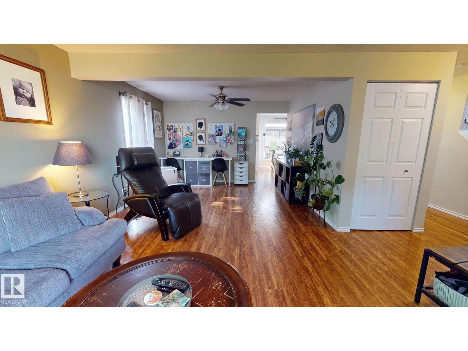 137 Greenwood DR - 5