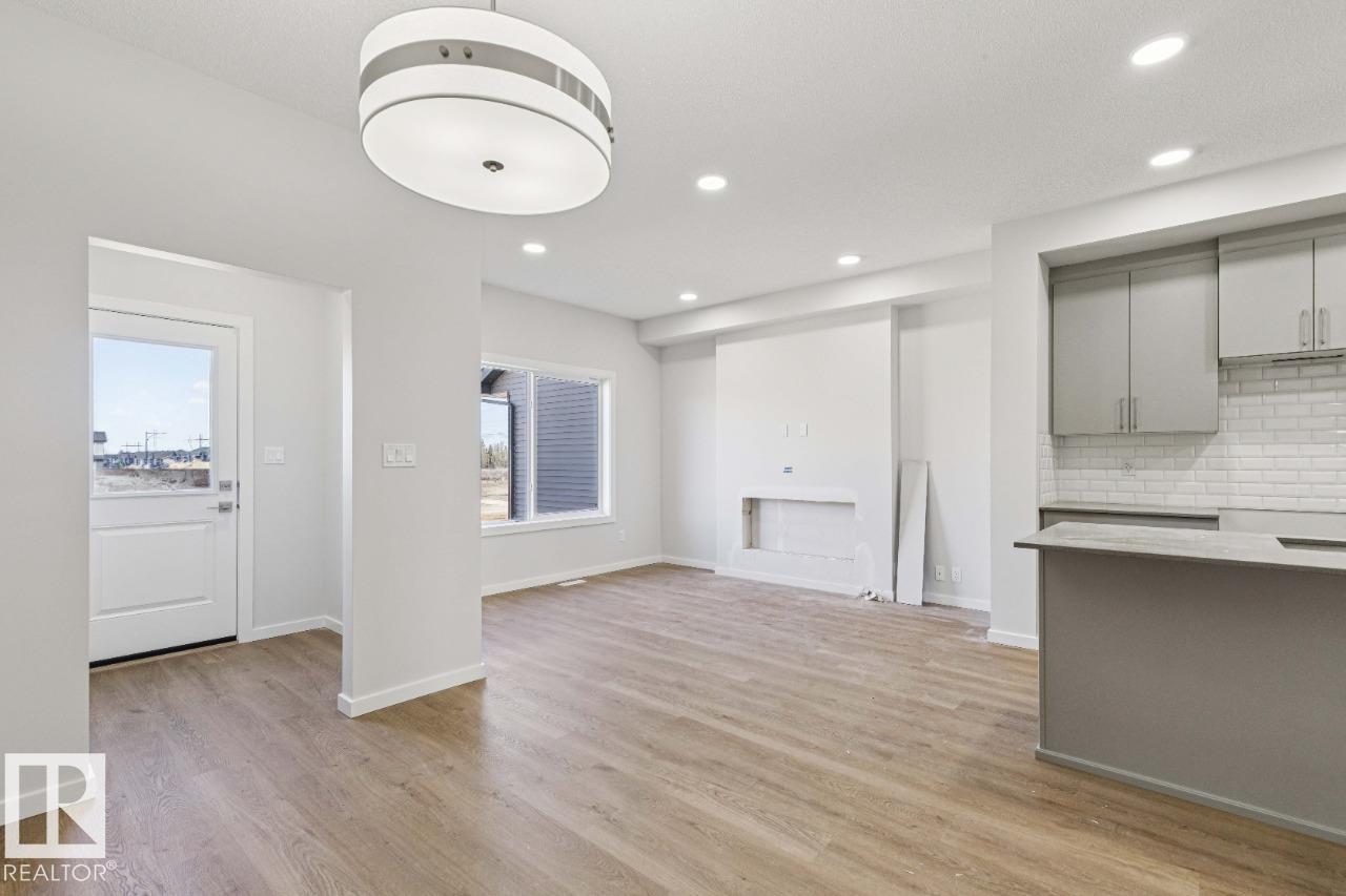 305 EDGEMONT DR NW - 12