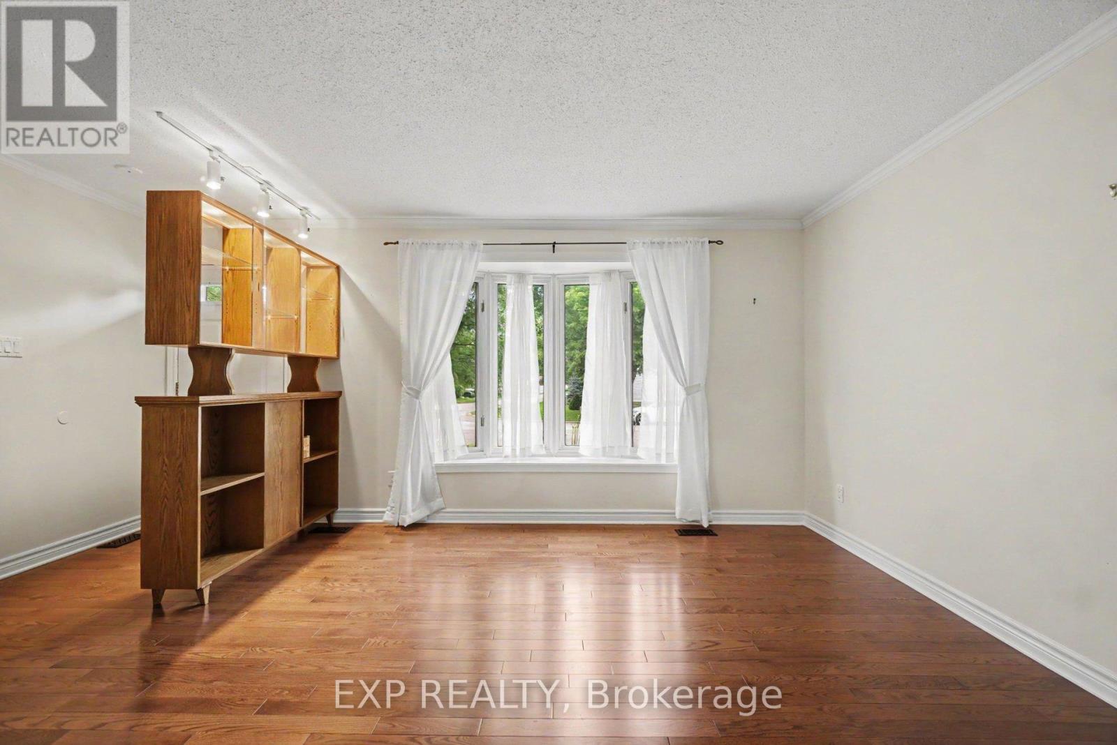 4 Bed, 2 Bath House for Sale in Ottawa – 1021 CADBORO ROAD, Ottawa – MLS# X13513846 - Image 9