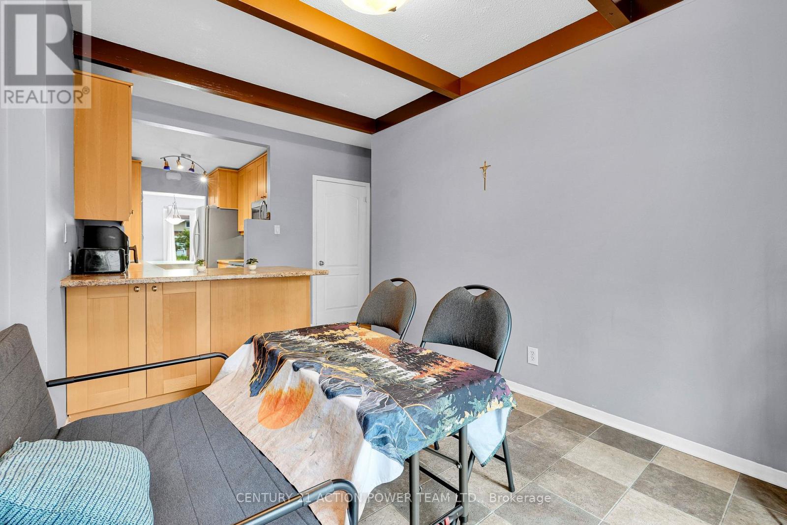1299 MEADOWLANDS DRIVE E - 18