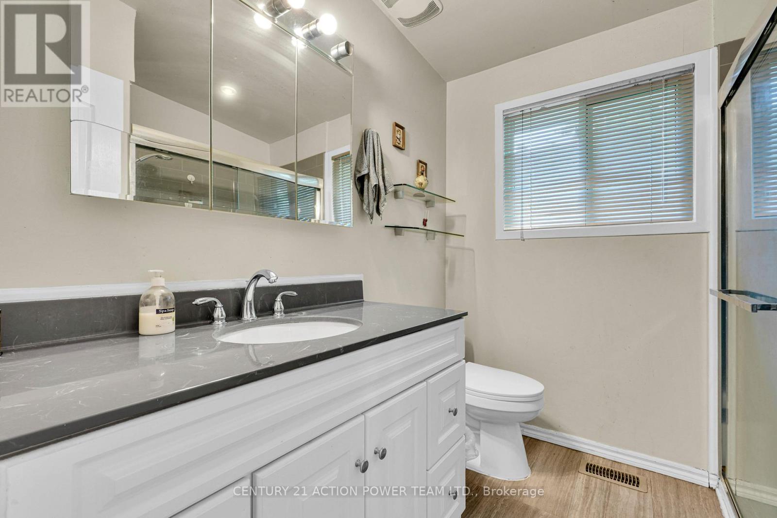 1299 MEADOWLANDS DRIVE E - 25