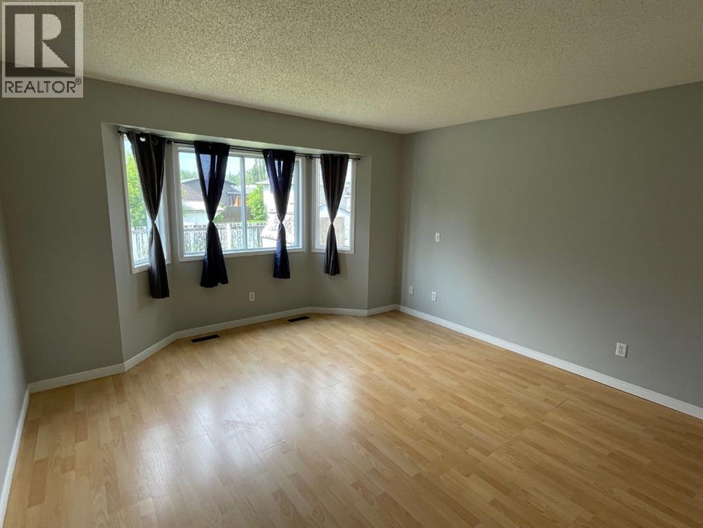33 Graham Road - 14