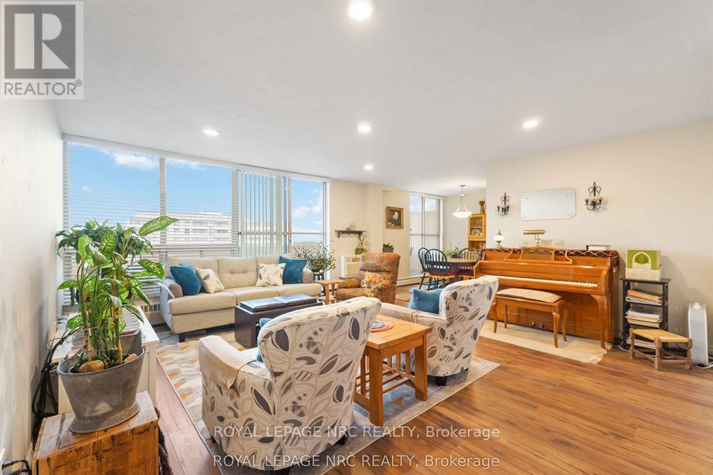 #1107 35 TOWERING HEIGHTS BOULEVARD - 5