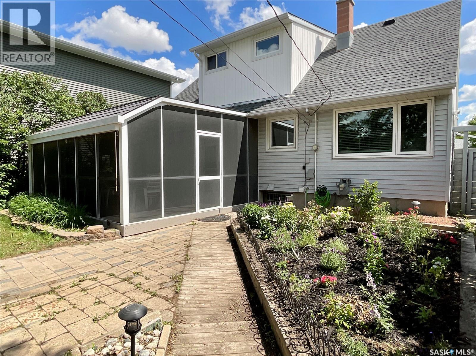 2604 Edward STREET — photo 28