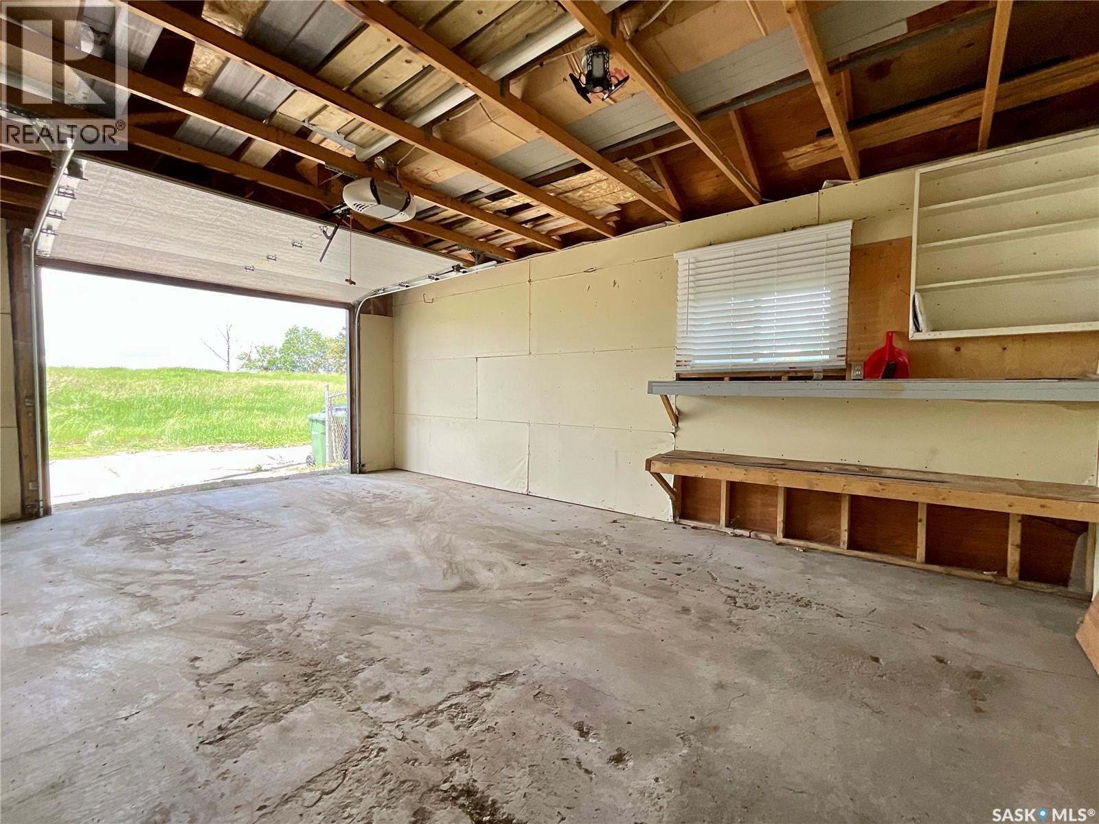 2604 Edward STREET — photo 35