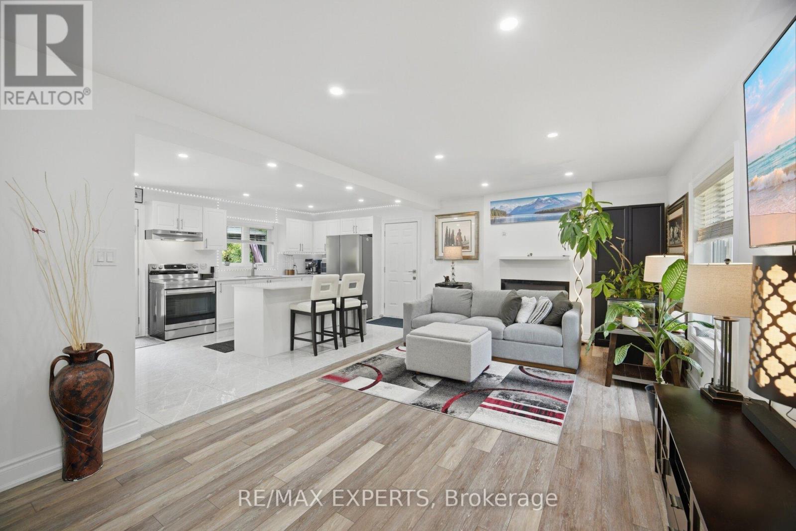 3211 COVE AVENUE - 12