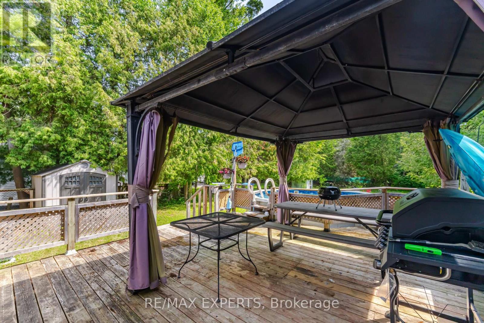 3211 COVE AVENUE - 31