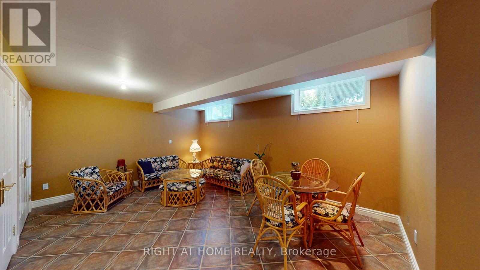 35 GOLFVIEW BOULEVARD - 26