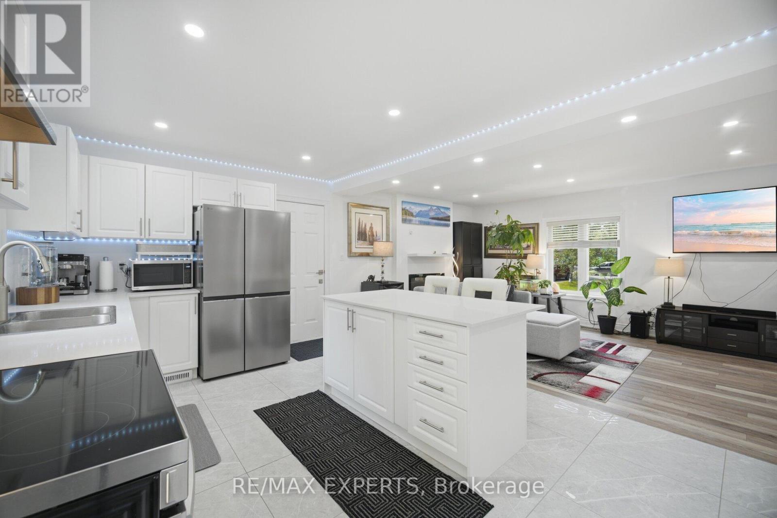 3211 COVE AVENUE - 15