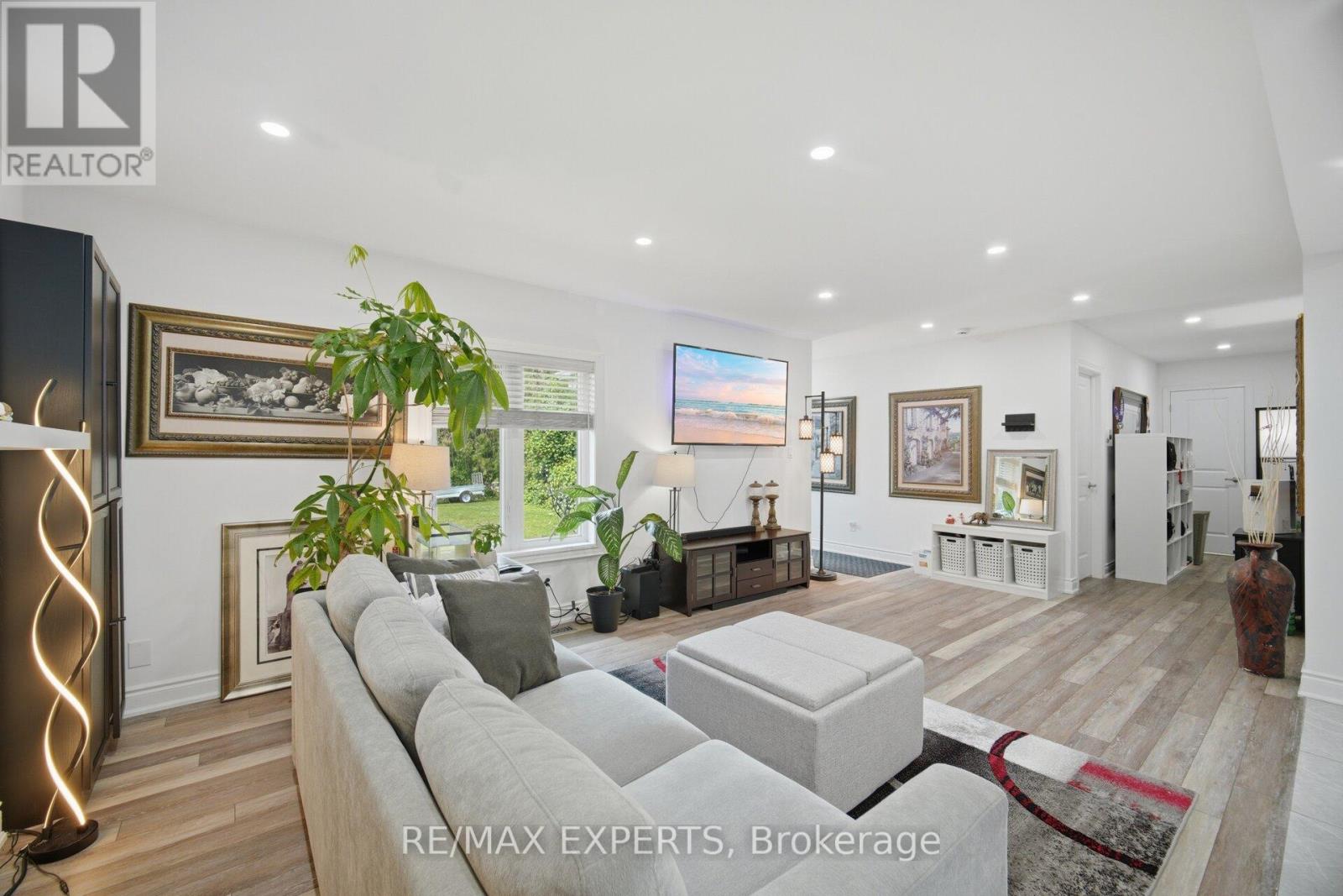 3211 COVE AVENUE - 10
