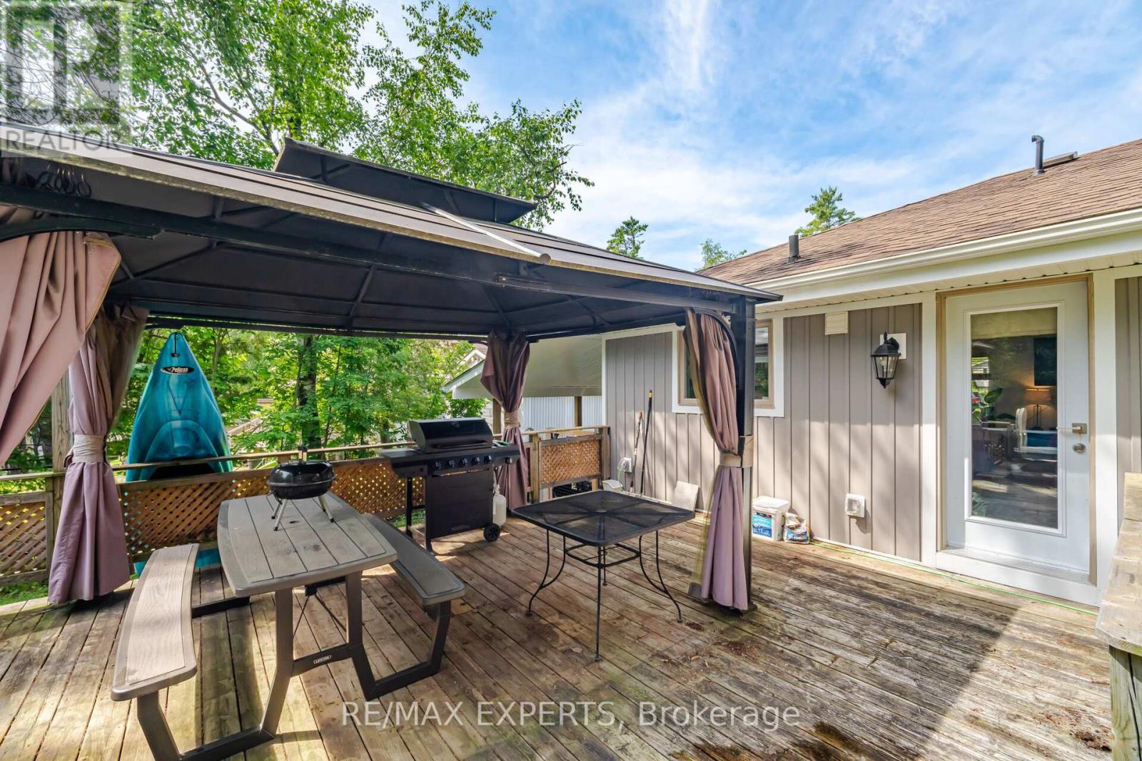 3211 COVE AVENUE - 30
