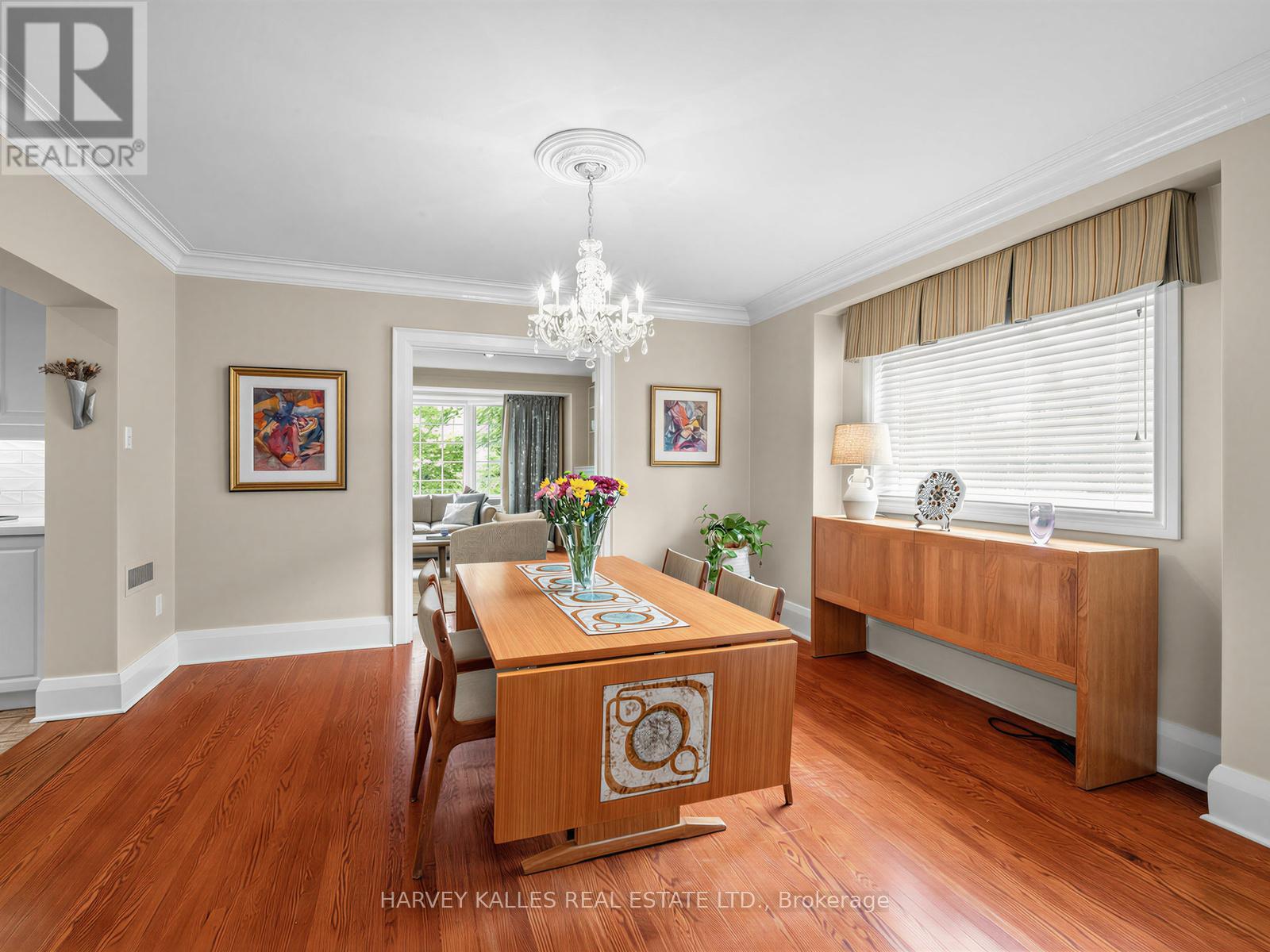 287 ST. LEONARD'S AVENUE - 12