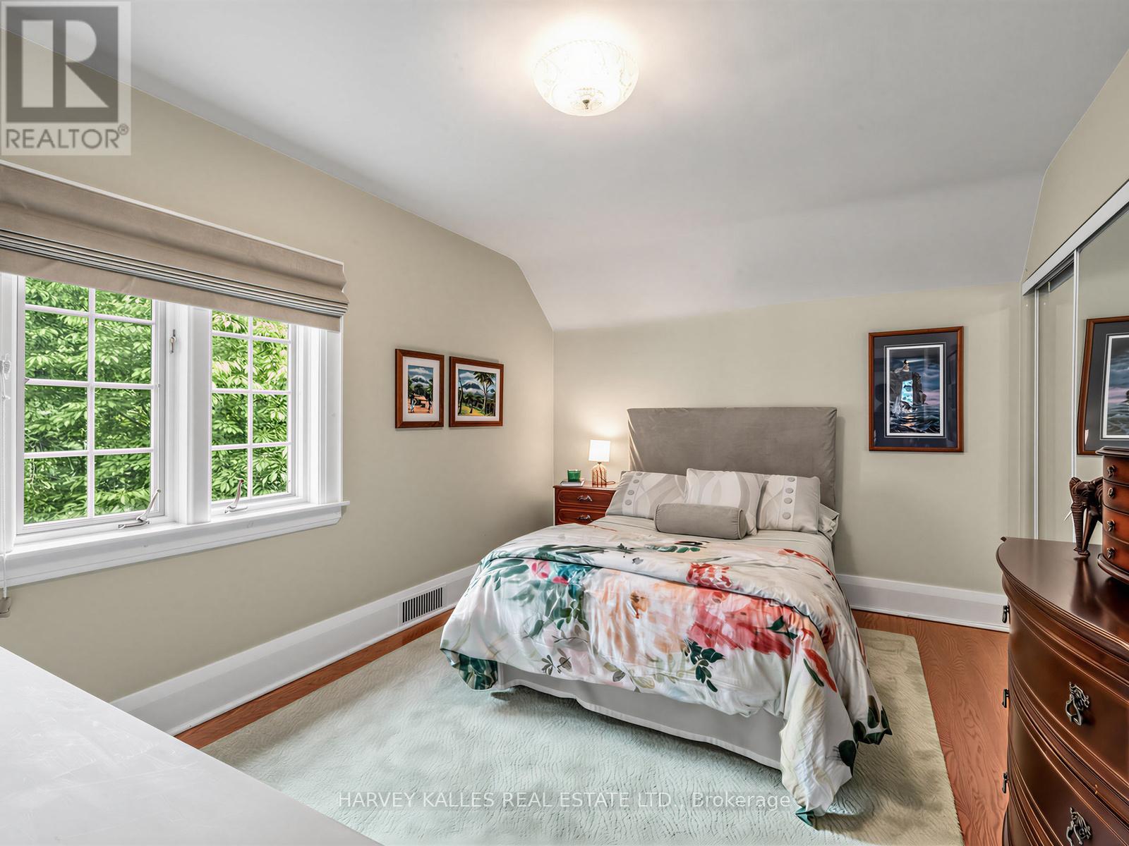287 ST. LEONARD'S AVENUE - 32