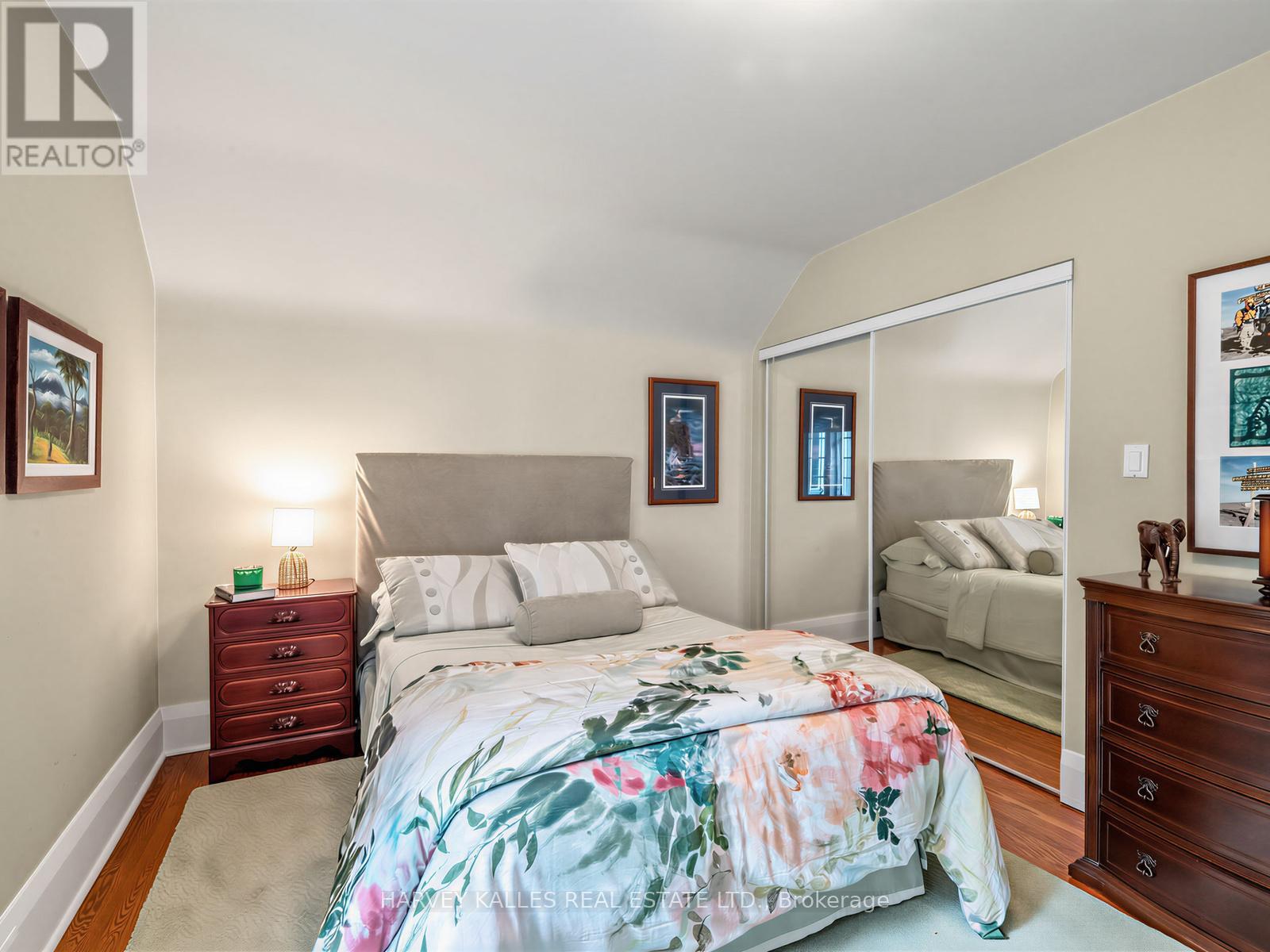 287 ST. LEONARD'S AVENUE - 33