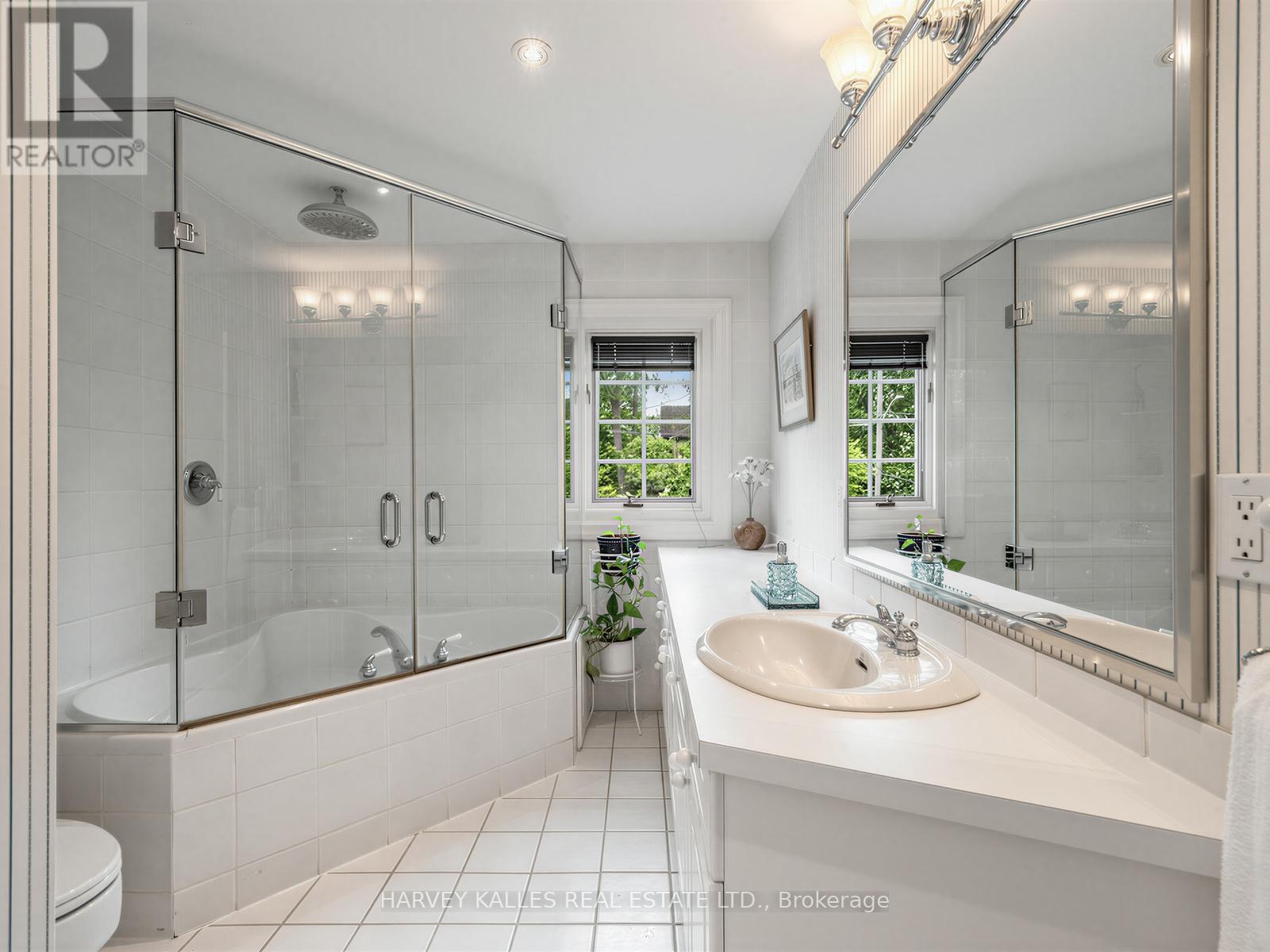 287 ST. LEONARD'S AVENUE - 34