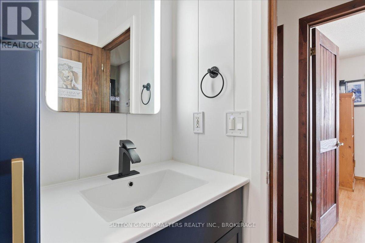 84 PLUMB ROAD - 15