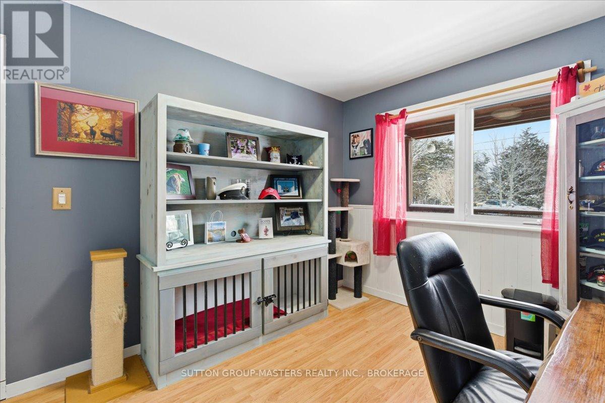 84 PLUMB ROAD - 17
