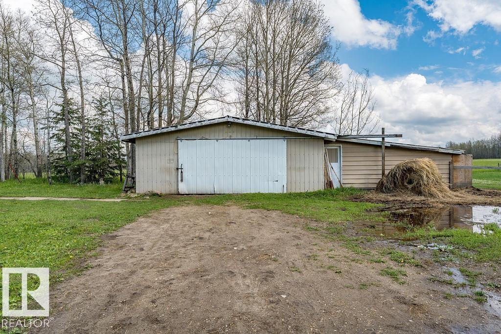 470047 RGE ROAD 35 - 27