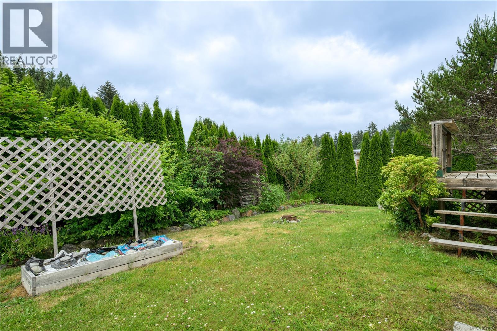 #56 5250 Beaver Harbour Rd - 19