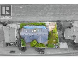 2995 Island Hwy W, Qualicum Beach, BC V9K2H2 Photo 23
