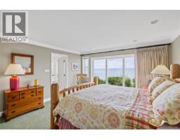 2995 Island Hwy W, Qualicum Beach, BC V9K2H2 Photo 33