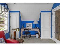 2995 Island Hwy W, Qualicum Beach, BC V9K2H2 Photo 38